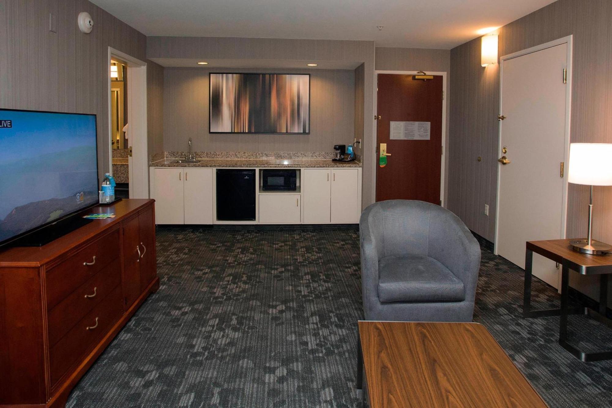 Courtyard Los Angeles Burbank Airport Exterior foto
